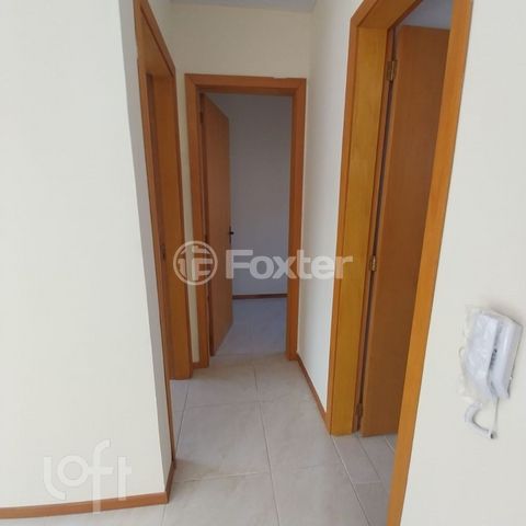 Image 10 - 888675
