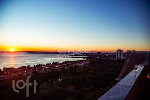Image 3 - 888677
