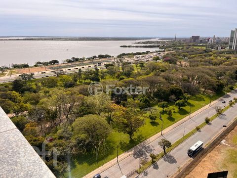 Image 9 - 888677