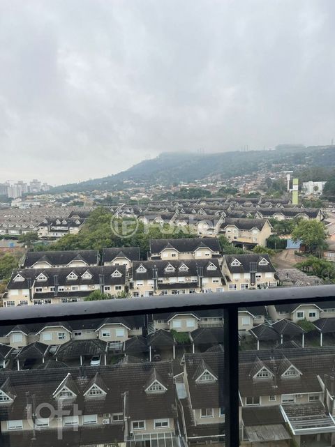 Image 16 - 888679