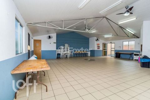 Image 9 - 888685