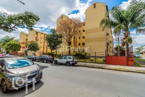 Image 11 - 888685