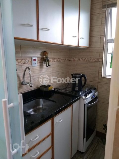 Image 7 - 888685