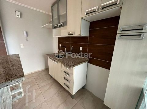 Image 8 - 888694