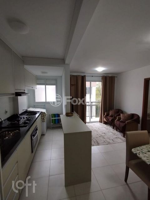 Image 3 - 888696