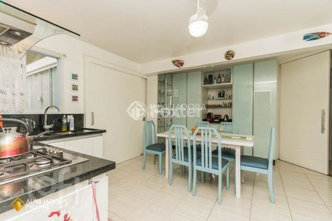 Image 9 - 888738