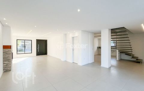 Image 7 - 888758