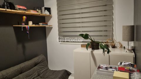 Image 8 - 888777