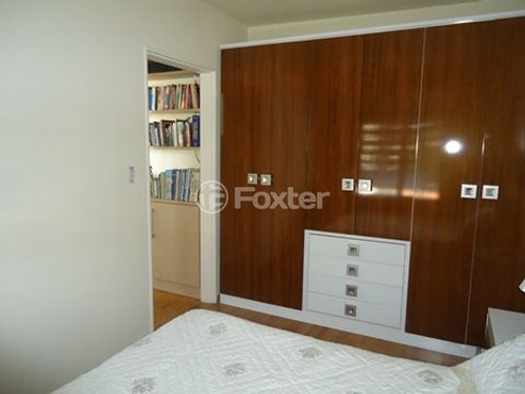 Image 7 - 888795