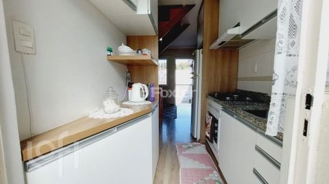 Image 8 - 888802