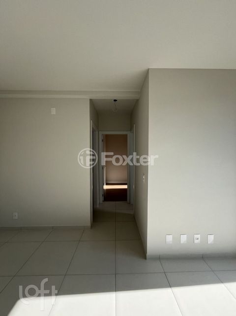 Image 5 - 888803