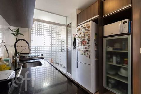 Image 8 - 888805