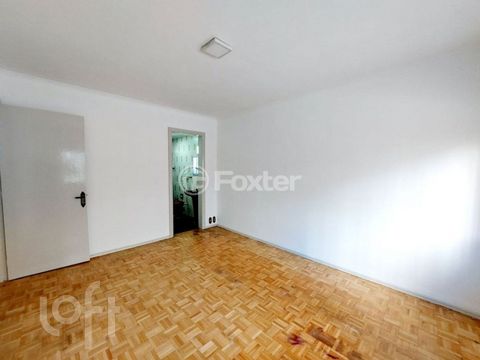 Image 3 - 888807