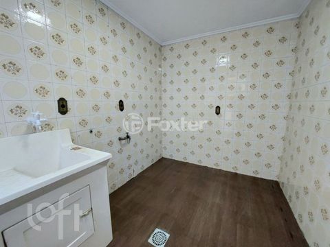 Image 1 - 888807
