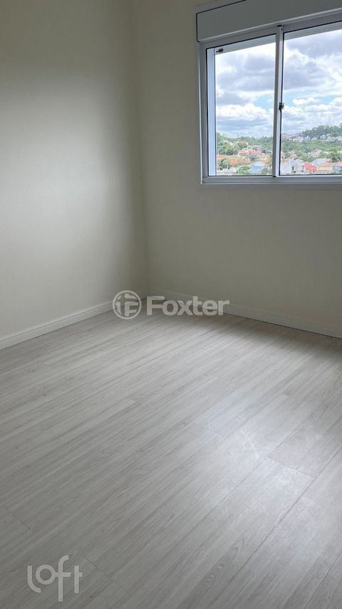 Image 14 - 888878