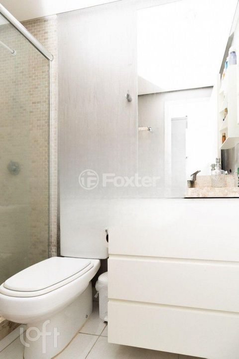 Image 19 - 888882
