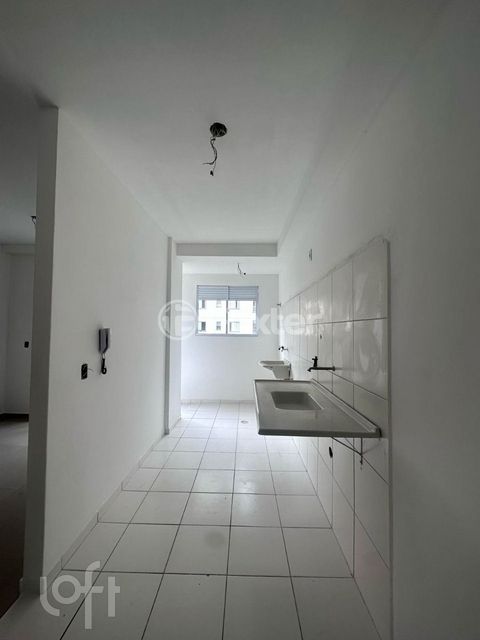 Image 1 - 888898