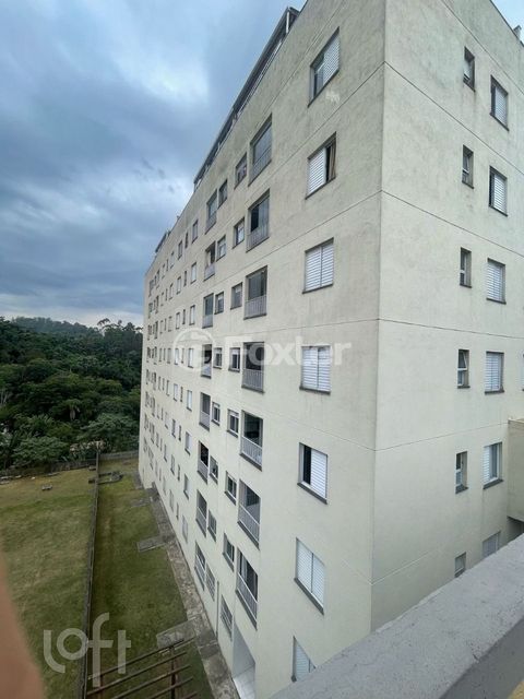 Image 13 - 888898
