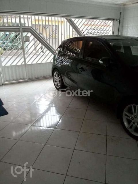 Image 9 - 888925