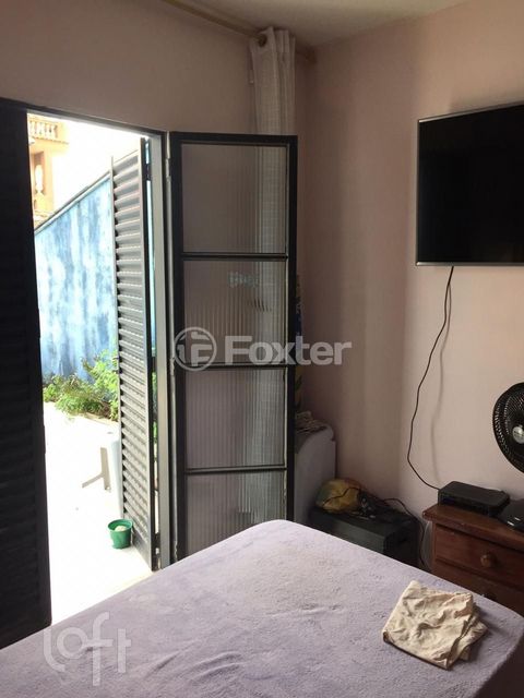 Image 7 - 888939