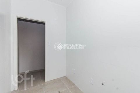 Image 10 - 888958