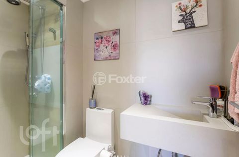 Image 8 - 888978