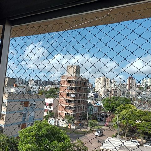 Image 3 - 888982