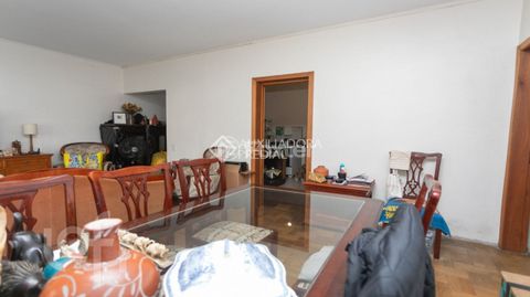 Image 9 - 888988