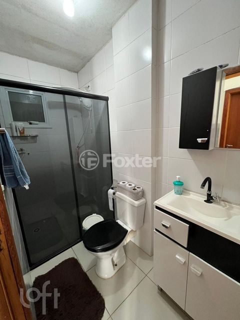 Image 9 - 888996