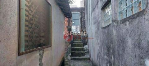 Image 4 - 889009