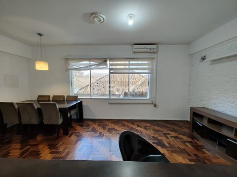 Image 3 - 889012