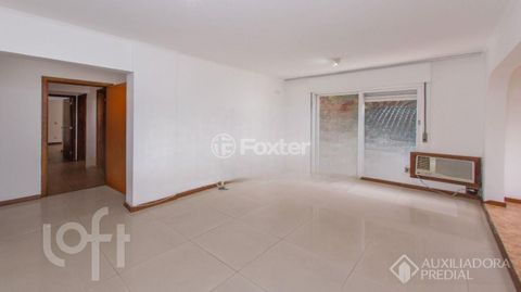 Image 1 - 889200