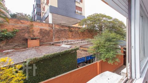 Image 6 - 889200