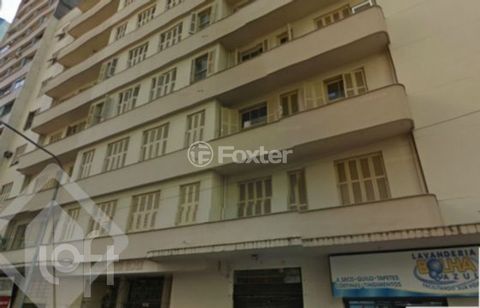 Image 8 - 889243