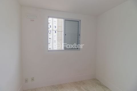 Image 7 - 889255