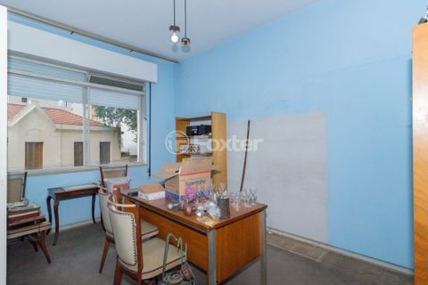 Image 7 - 889258