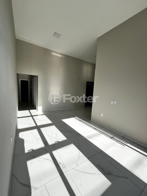 Image 3 - 889293