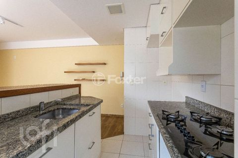 Image 9 - 889326