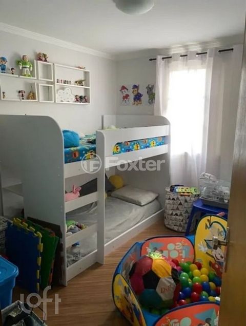 Image 4 - 889331