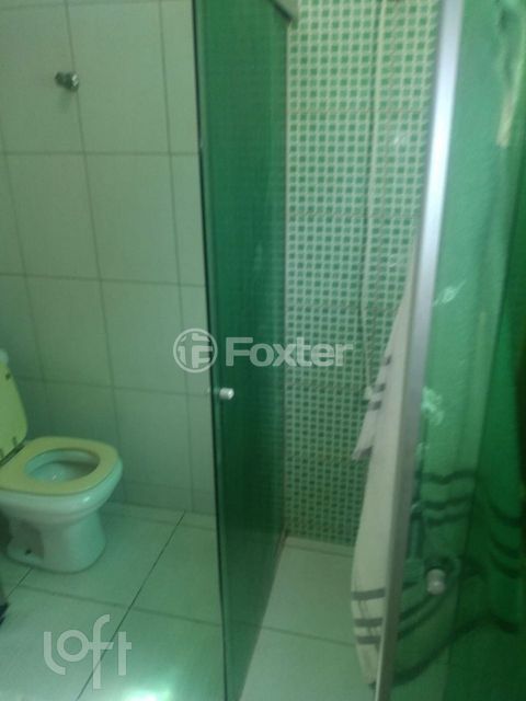 Image 7 - 889373