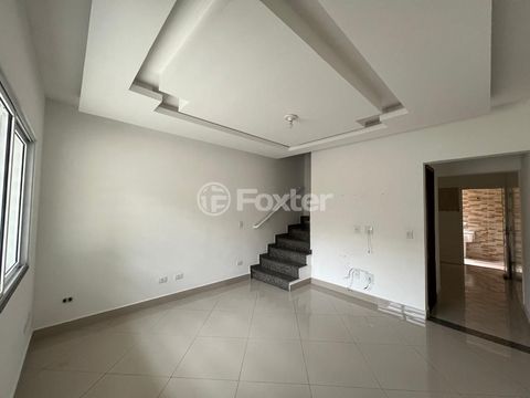 Image 1 - 889375