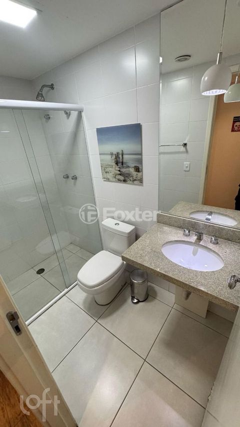 Image 9 - 889377