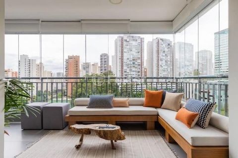 Image 9 - 889438