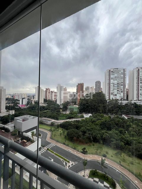 Image 11 - 889438