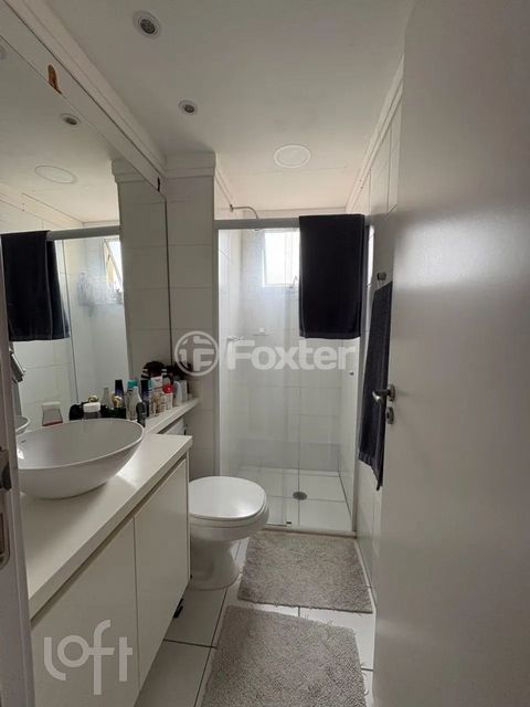 Image 9 - 889456