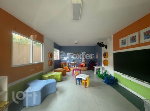 Image 4 - 889468
