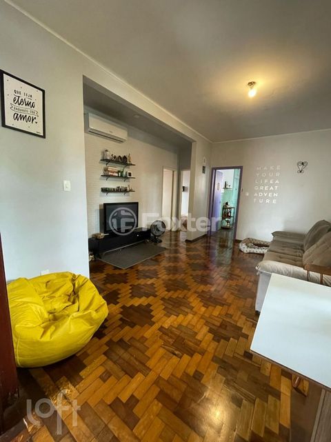 Image 3 - 889476