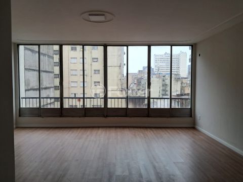 Image 7 - 889538