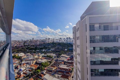 Image 9 - 889565