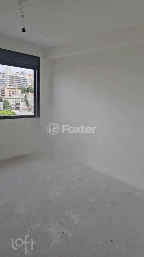 Image 16 - 889566